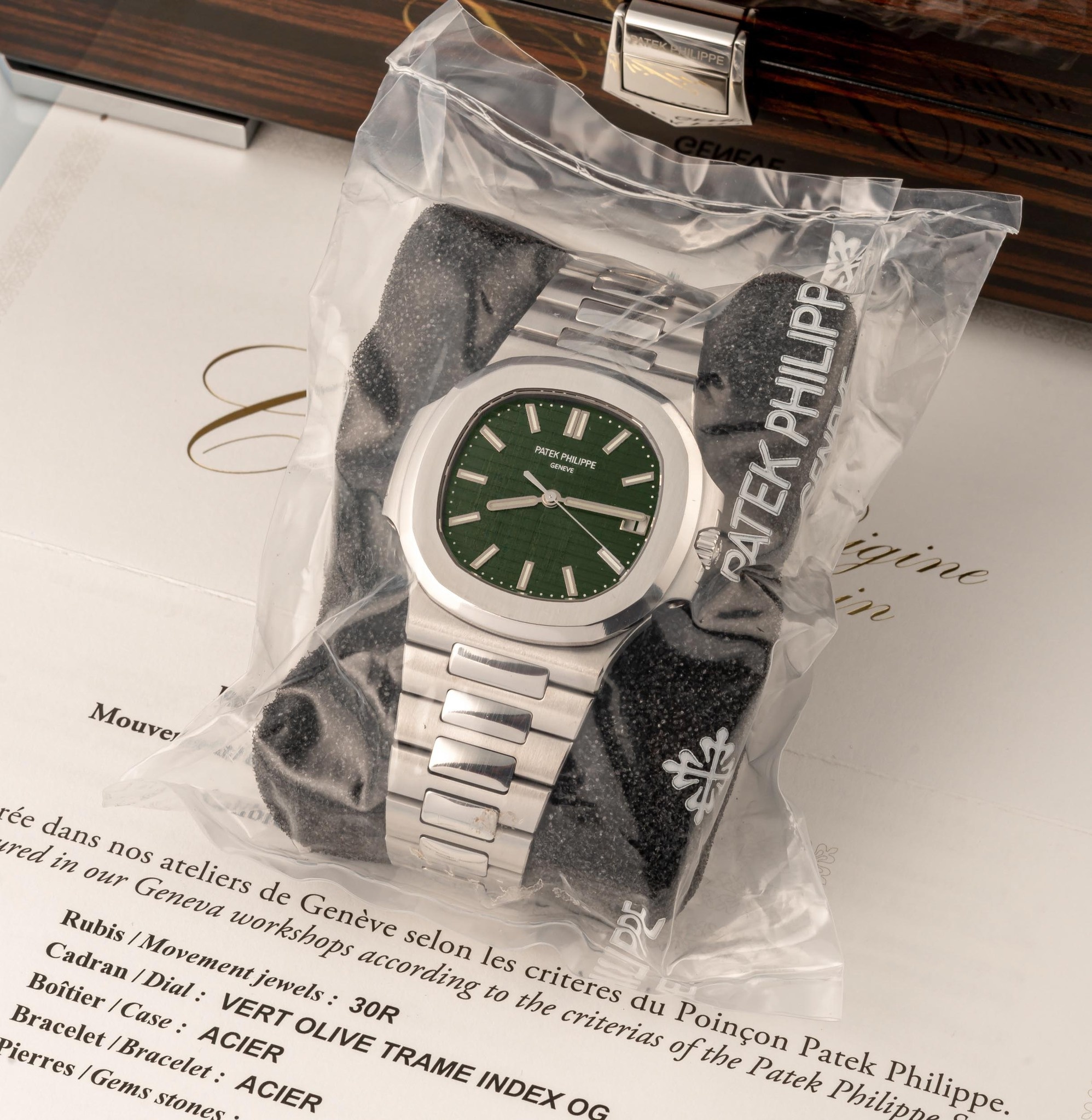 Patek discount nautilus acier